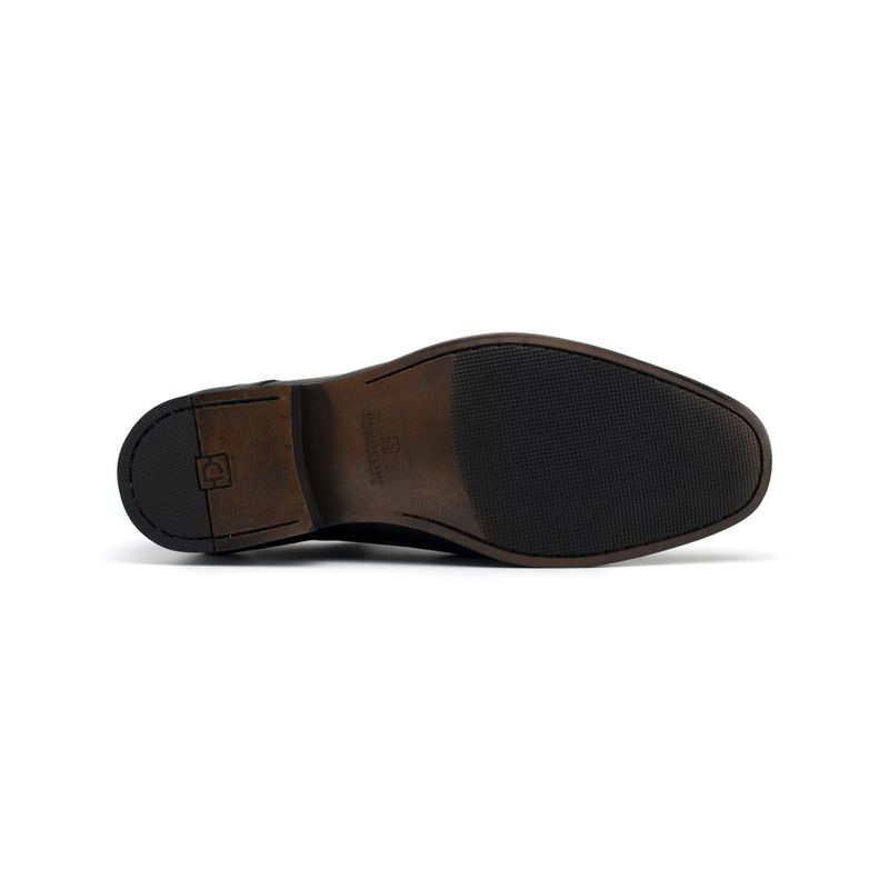LRB17110-NP-FLY-PRETO-03